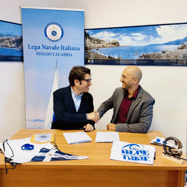 Blue Tribe y Lega Navale Italiana: nace en Reggio Calabria el polo urbano de kitesurf y wingfoil